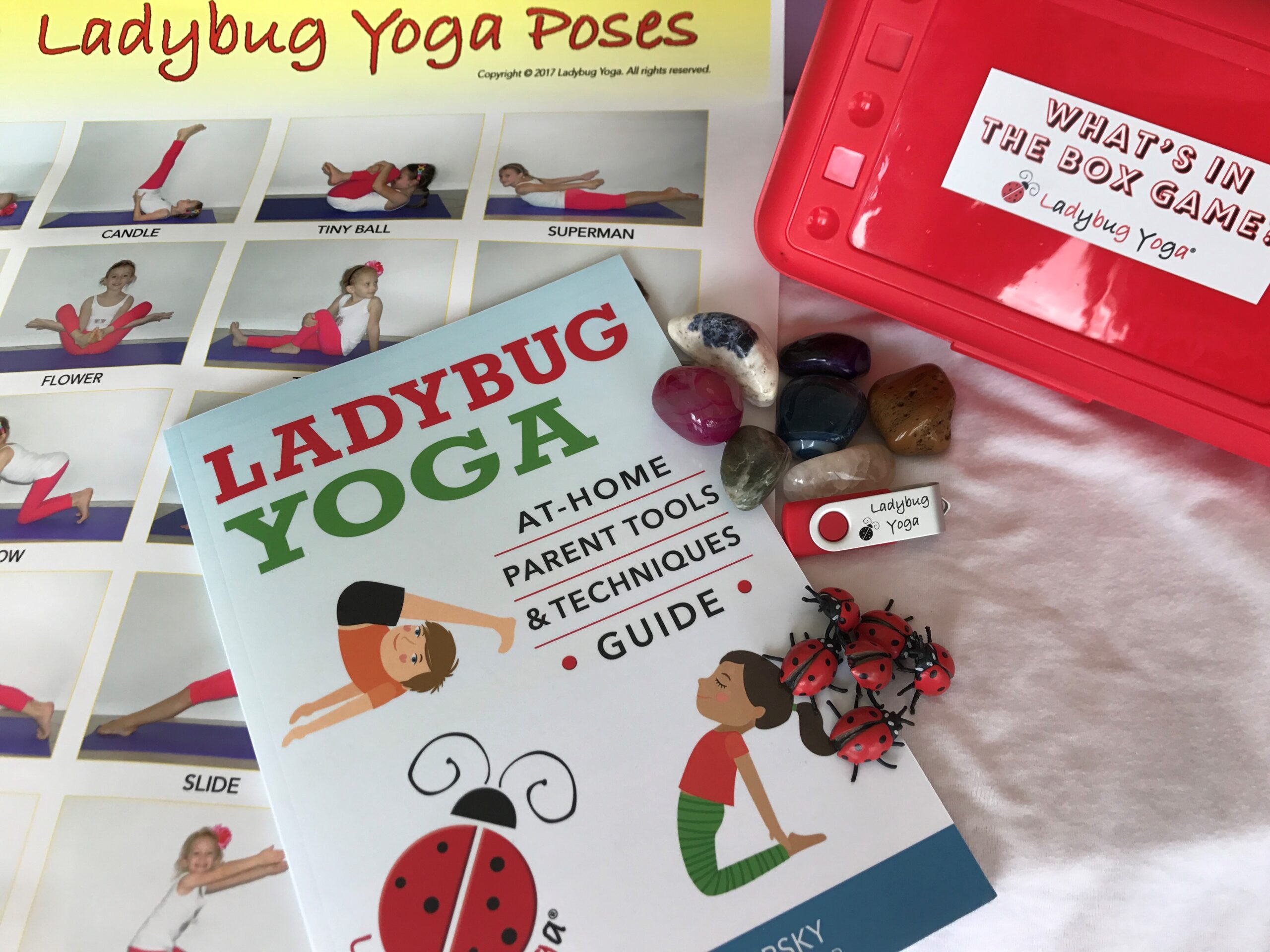 Good Night Yoga: A Pose-by-Pose Bedtime Story: 1 : Gates, Mariam, Hinder,  Sarah Jane: Amazon.in: Books